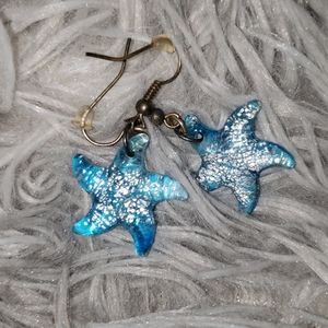 NWOT Starfish Earrings